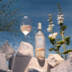 Thomson & Scott Noughty Rosé - Non Alcoholic Still Rosé - Includes Premium White Gift Box 9 Thomson & Scott Noughty Rosé - Non Alcoholic Still Rosé - Includes Premium White Gift Box -Liquor Series Store rose breeze blocks 295b1b1b ac48 4c24 aba4 32b19392734d